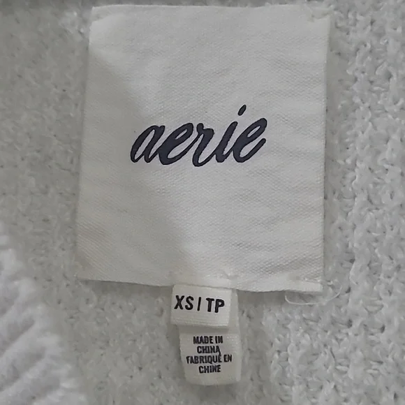 Women's Aerie Oversized Sweater - Picture 2 of 4